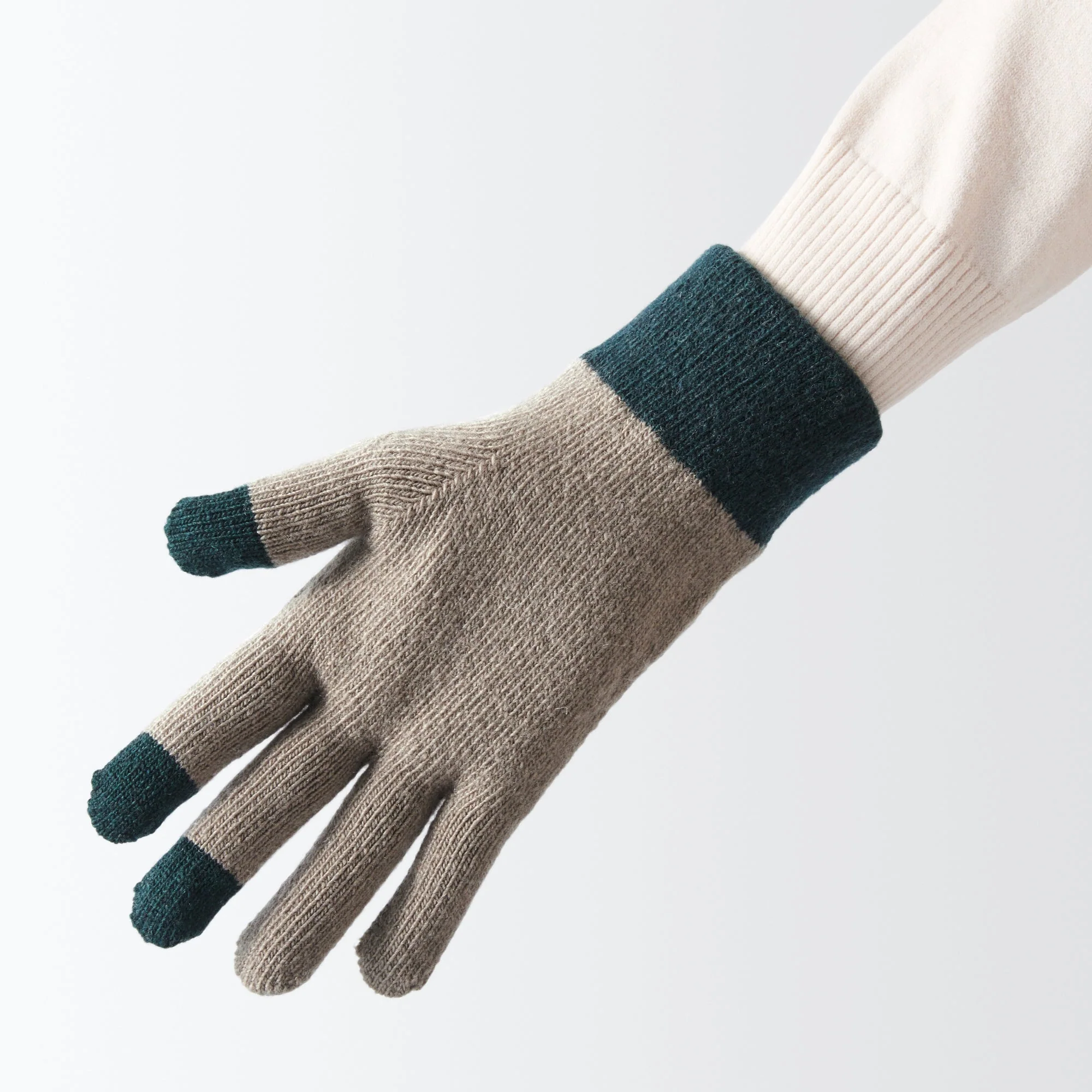 Wool Blend Touchscreen Bicolor Gloves - Image 6