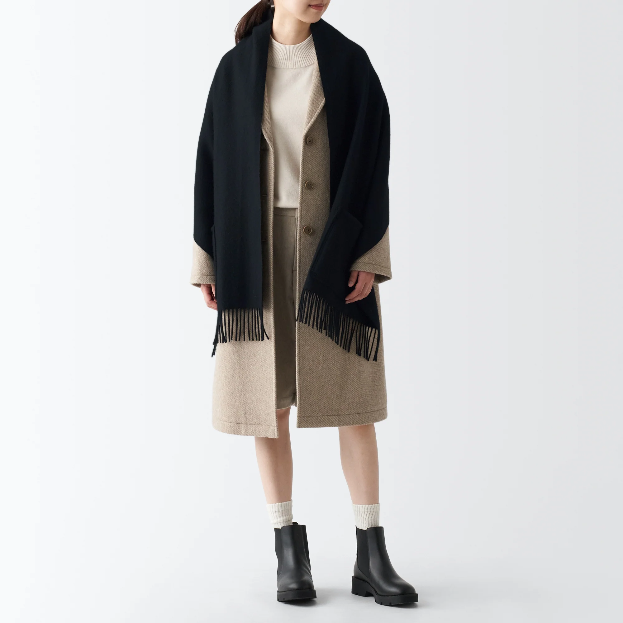 Wool Stole with Pocket - Image 19