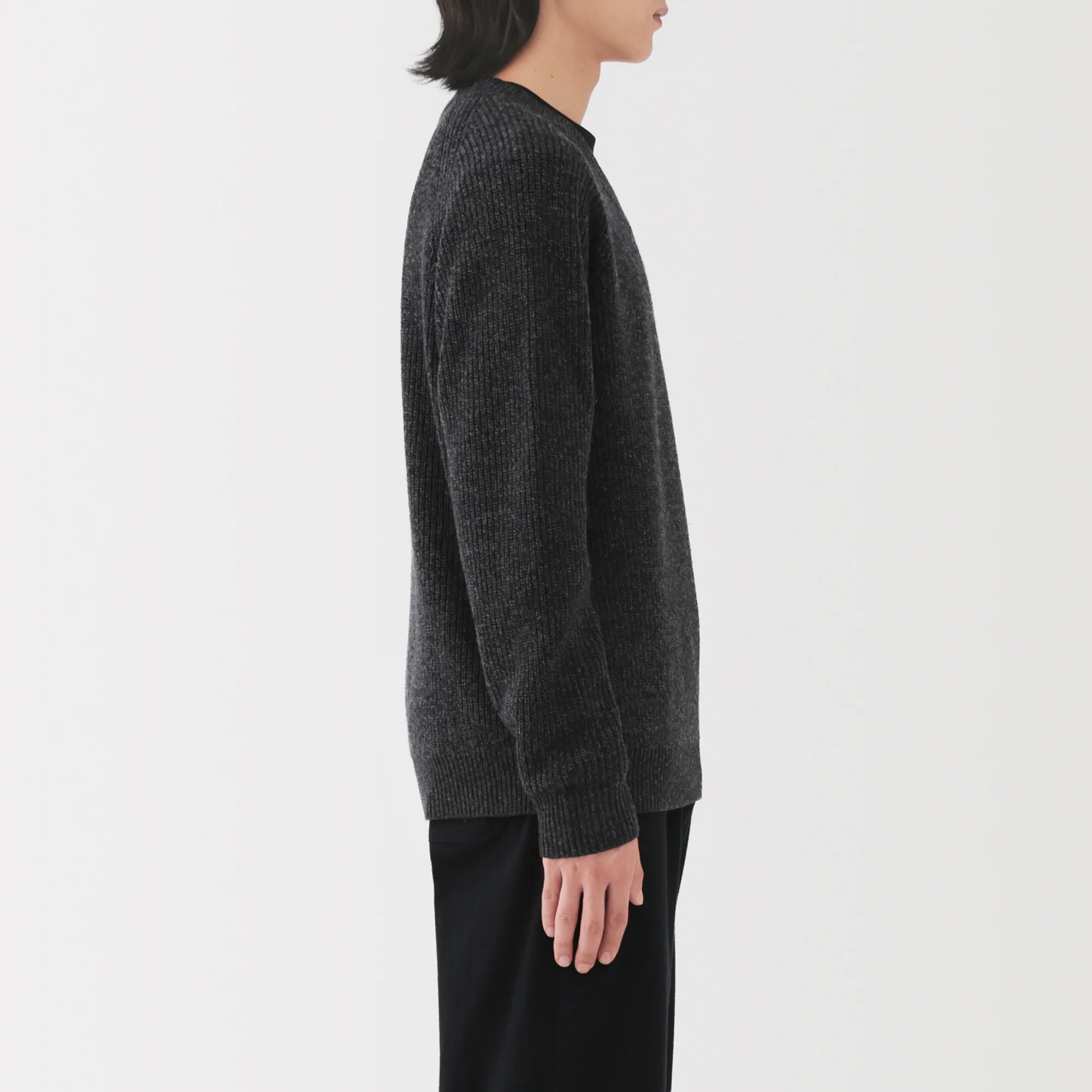 Wool V-Neck Sweater - Image 26