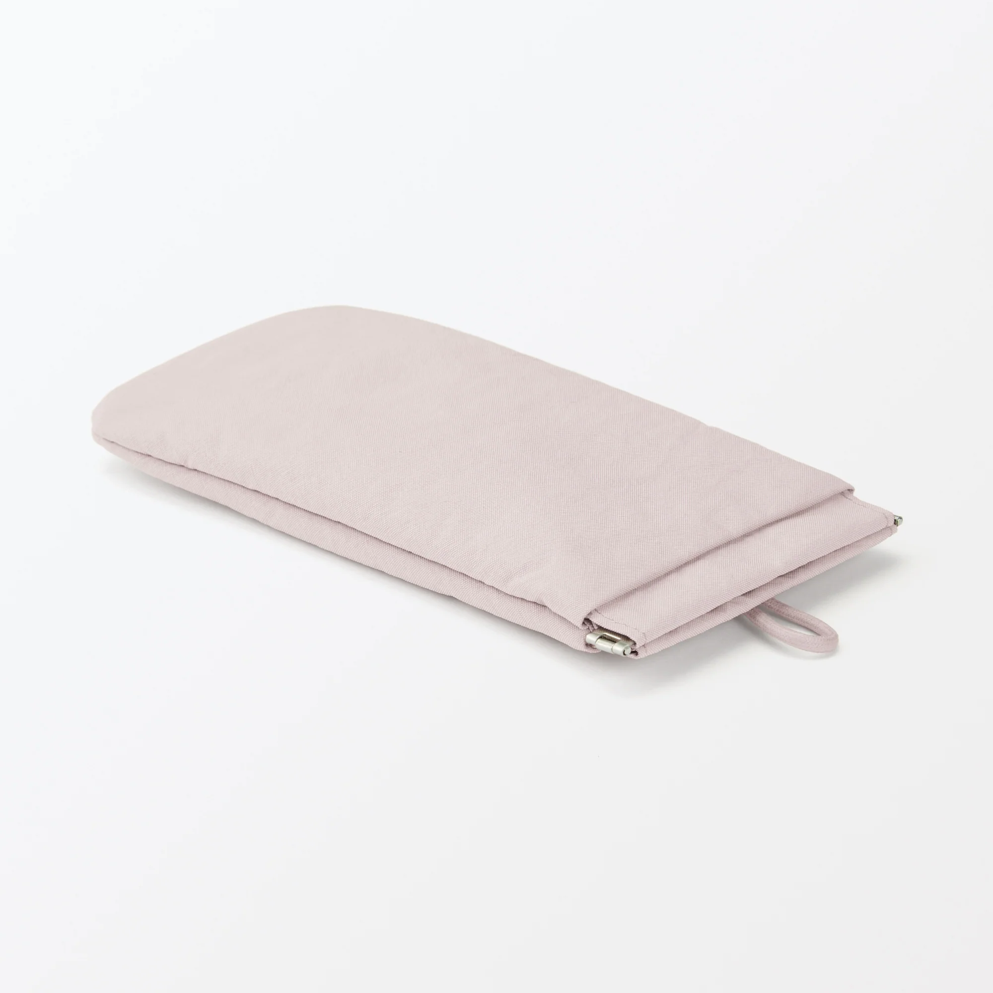 Wrinkled Nylon Self-Closing Flat Pouch - Medium - Image 10
