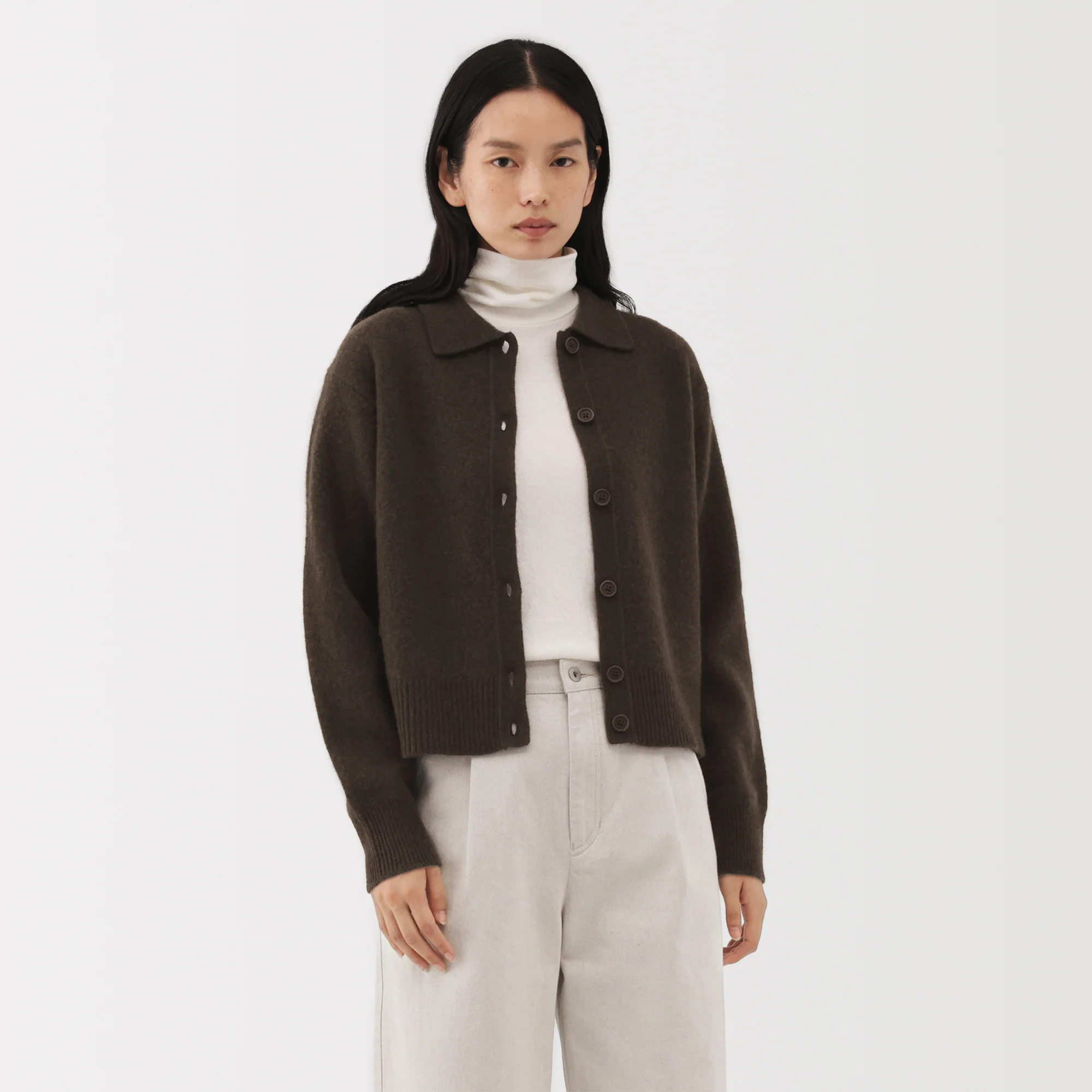 Labo Yak Wool Collared Cardigan - Image 18