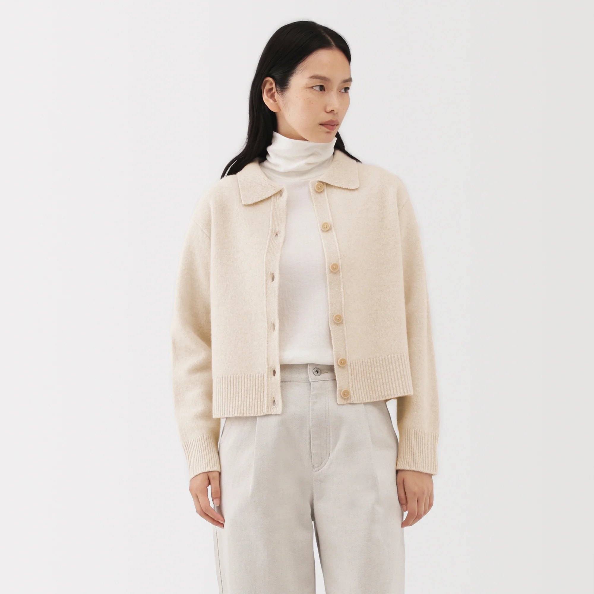 Labo Yak Wool Collared Cardigan - Image 4
